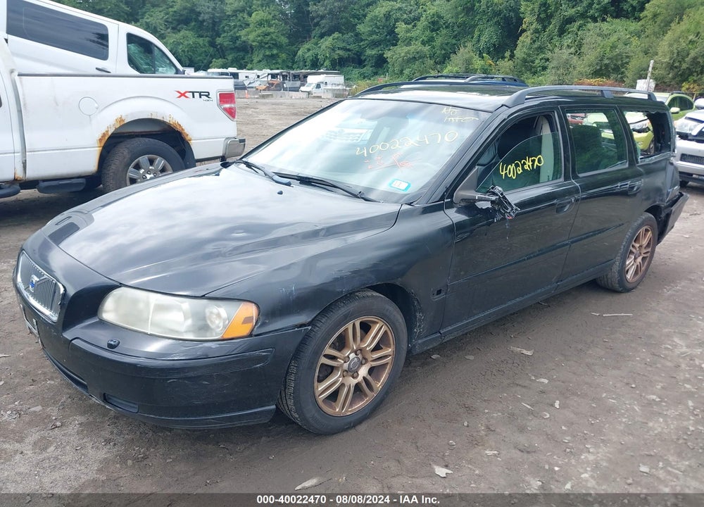 2007 VOLVO V70 2.4 VIN: YV1SW612472629456