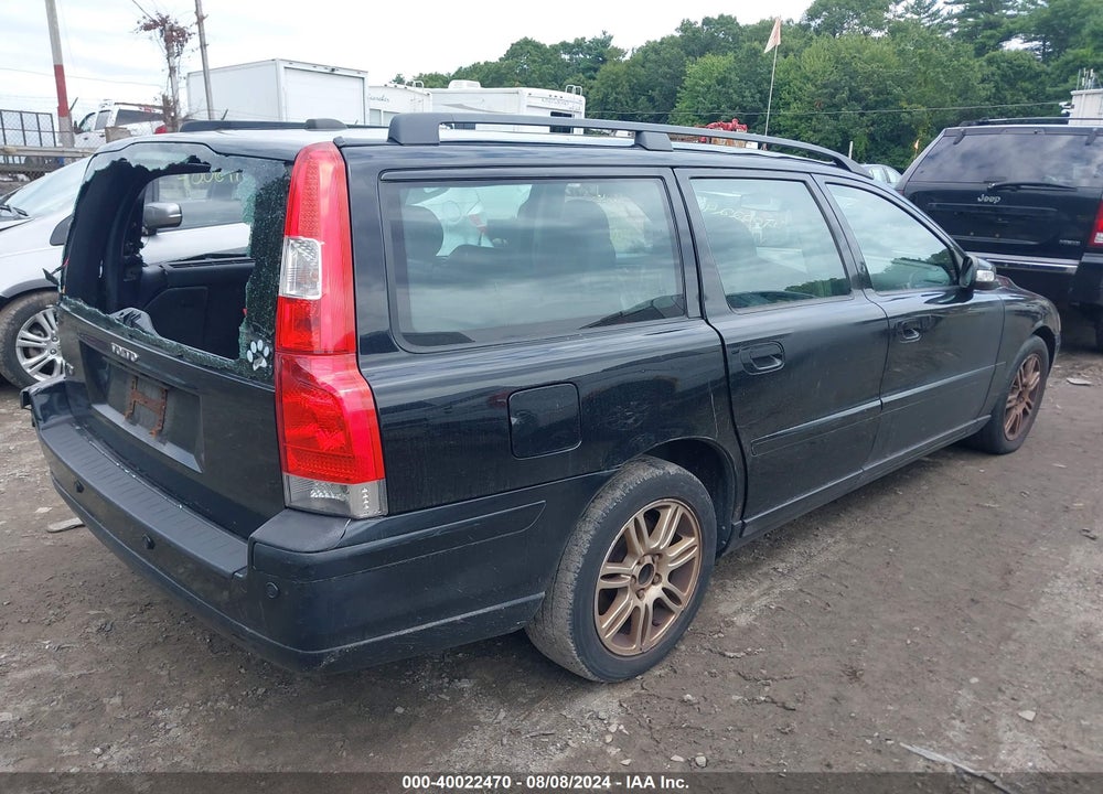 2007 VOLVO V70 2.4 VIN: YV1SW612472629456