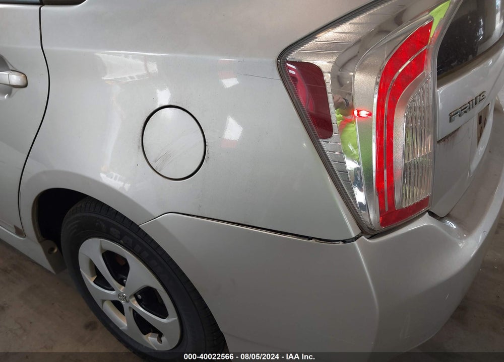 2013 TOYOTA PRIUS TWO VIN: JTDKN3DU5D0355616