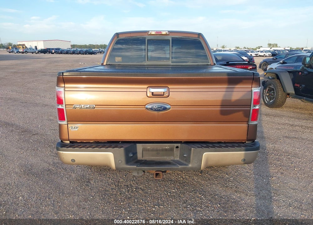 2011 FORD F-150 LARIAT VIN: 1FTFW1CT1BKE15517