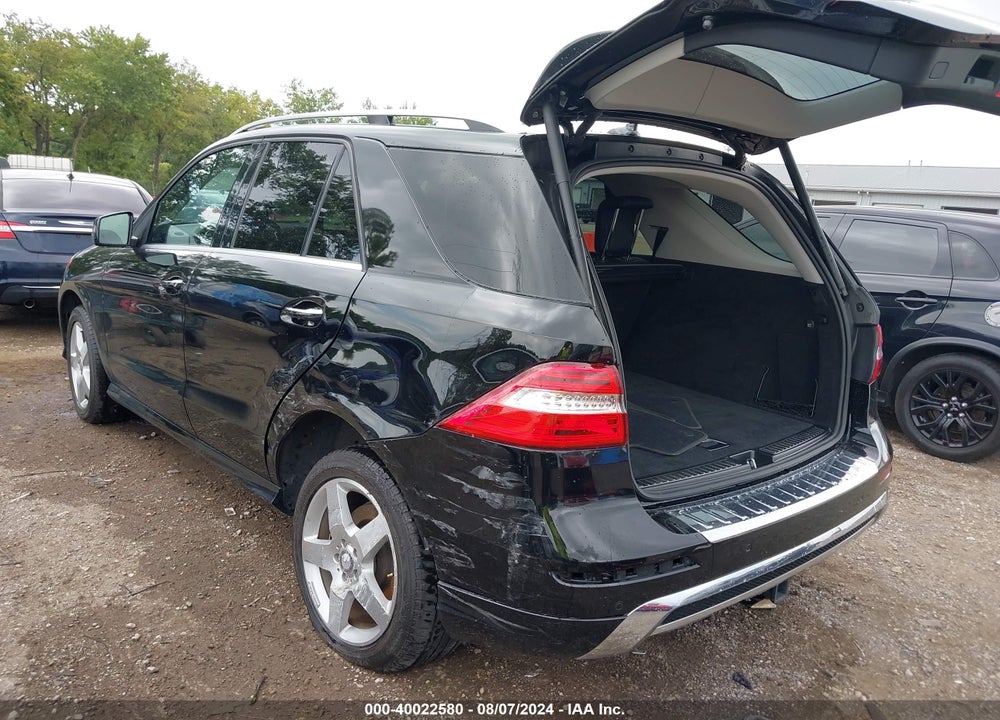 2015 MERCEDES-BENZ ML 400 4MATIC VIN: 4JGDA5GB9FA497356