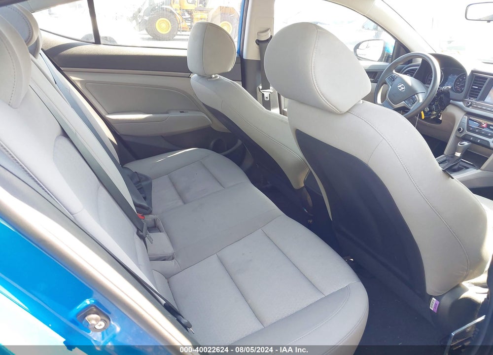 2017 HYUNDAI ELANTRA SE VIN: KMHD84LF9HU243209
