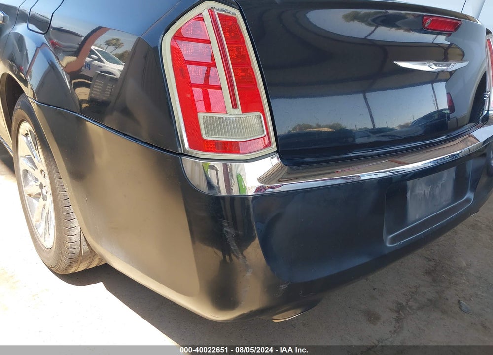 2014 CHRYSLER 300C VIN: 2C3CCAET2EH117678