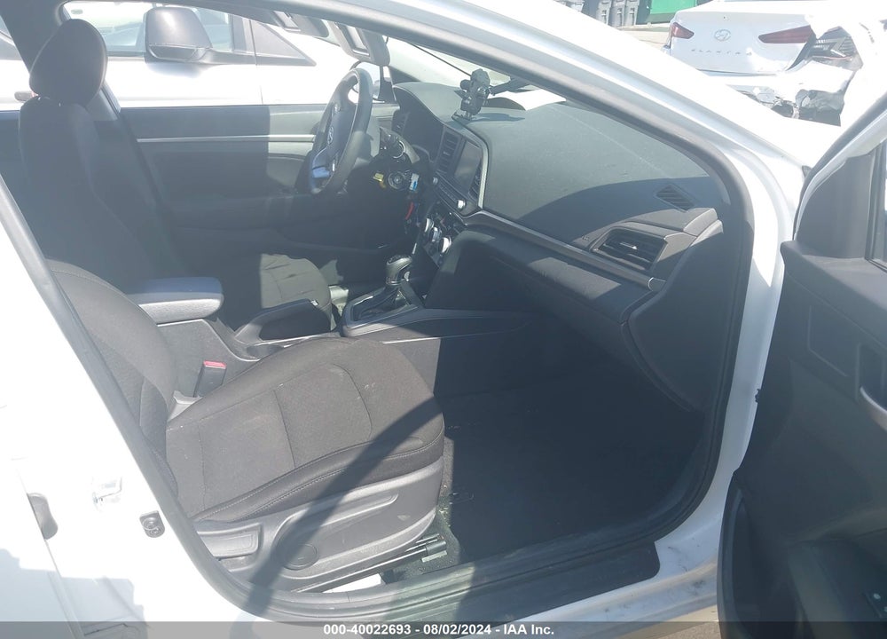 2019 HYUNDAI ELANTRA SEL VIN: 5NPD84LF2KH428143