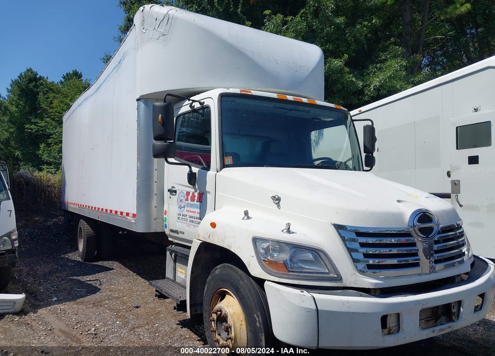 2010 HINO 258 VIN: 5PVND8JT5A4S50698