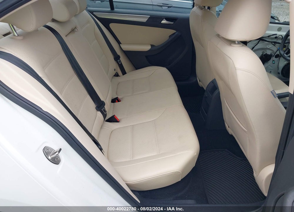 2017 VOLKSWAGEN JETTA 1.4T SE VIN: 3VWDB7AJ9HM295522