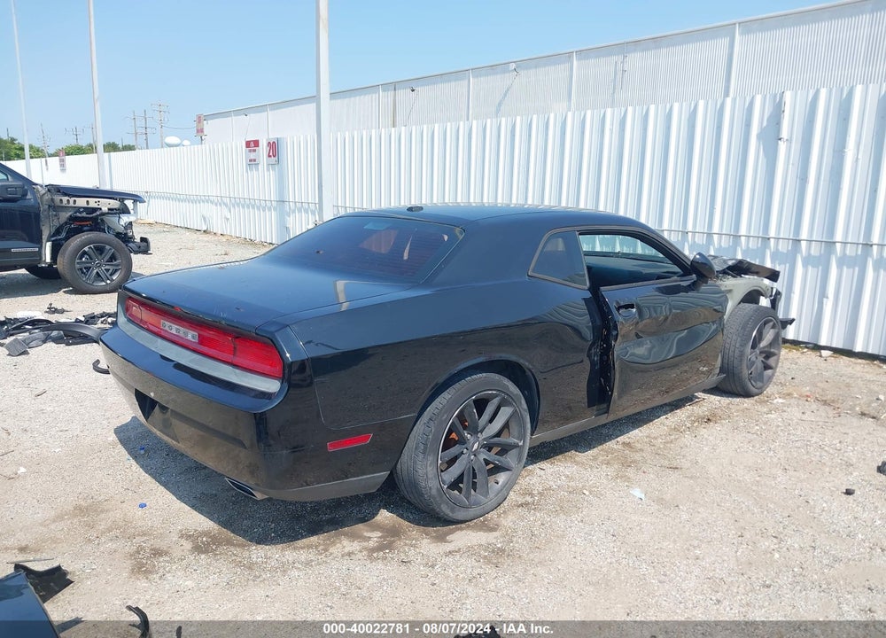 2014 DODGE CHALLENGER SXT VIN: 2C3CDYAGXEH231913