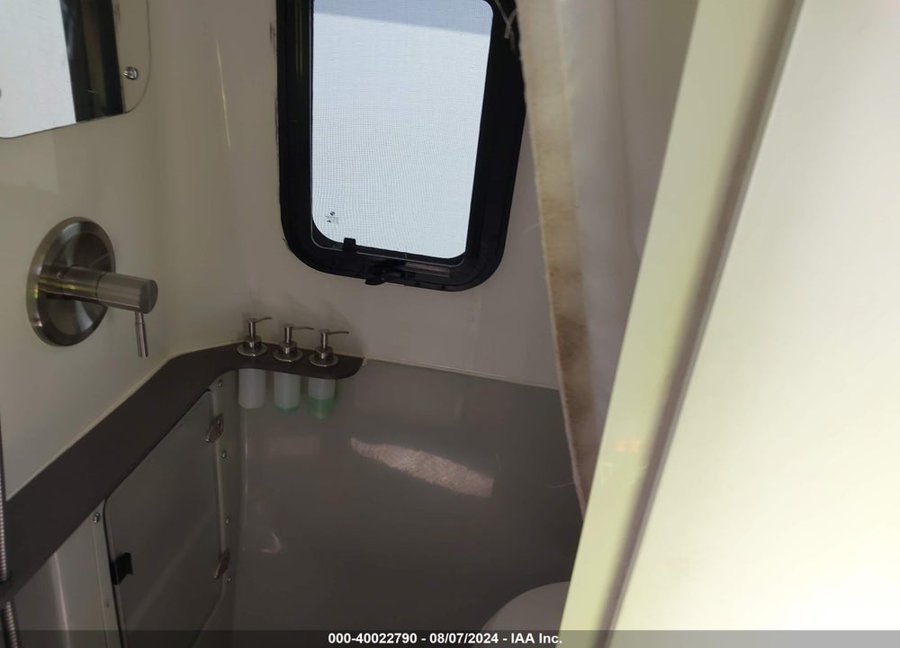 2019 AIRSTREAM OTHER VIN: 1STC66C18KJ720230