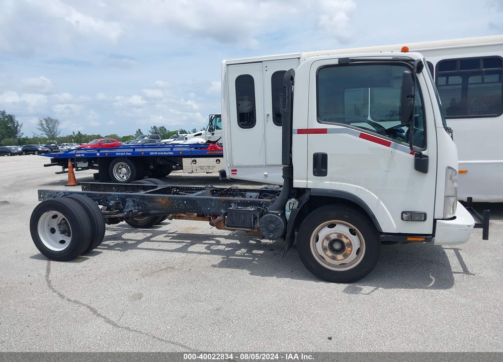 2018 ISUZU NPR HD VIN: 54DC4W1B5JS802842