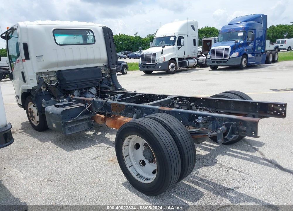 2018 ISUZU NPR HD VIN: 54DC4W1B5JS802842