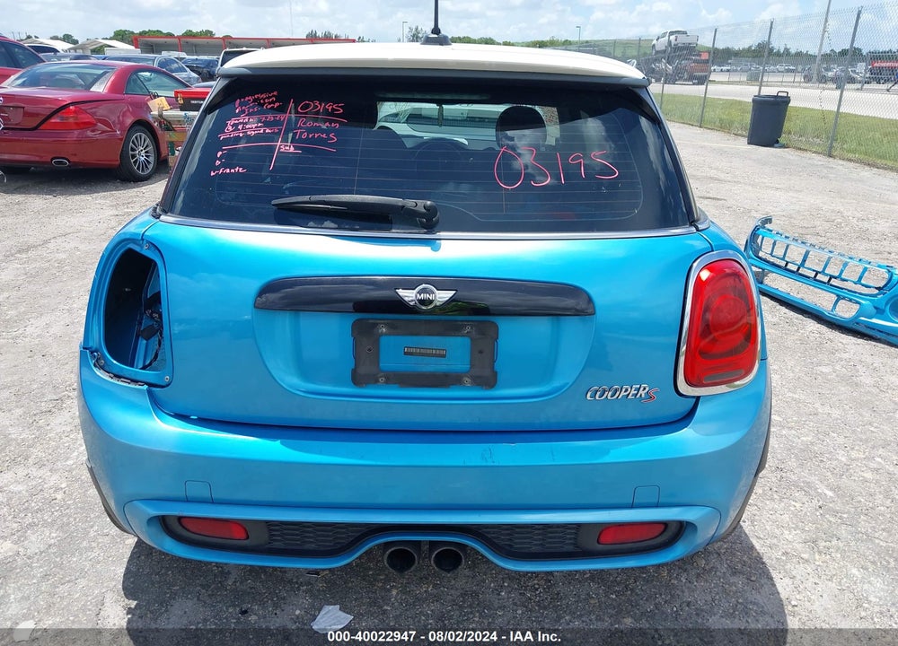 2015 MINI HARDTOP COOPER S VIN: WMWXP7C56F2A37349