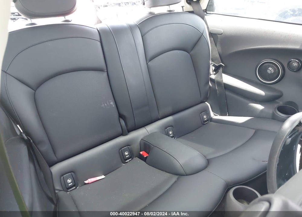 2015 MINI HARDTOP COOPER S VIN: WMWXP7C56F2A37349