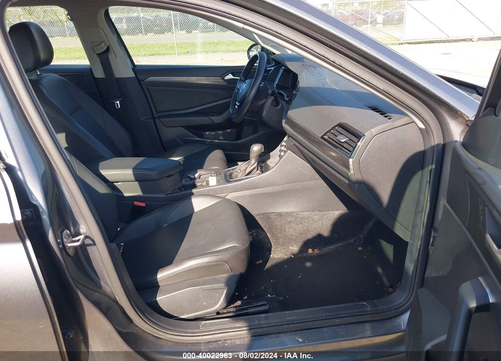 2019 VOLKSWAGEN JETTA 1.4T SEL VIN: 3VWE57BU4KM124995