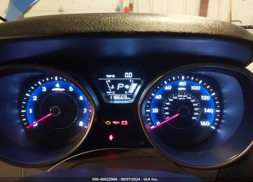 2016 HYUNDAI ELANTRA VIN: 5NPDH4AE5GH710343