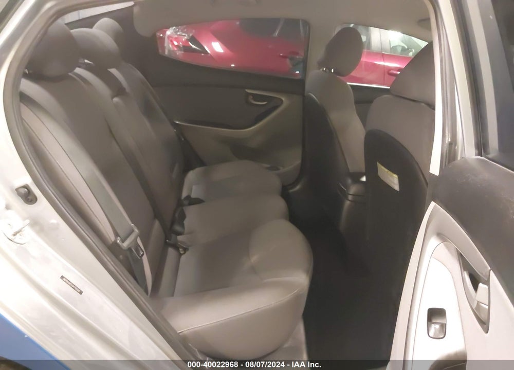 2016 HYUNDAI ELANTRA VIN: 5NPDH4AE5GH710343