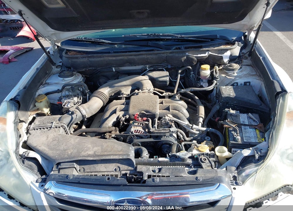 2011 SUBARU OUTBACK 3.6R LIMITED VIN: 4S4BRDKC8B2404485