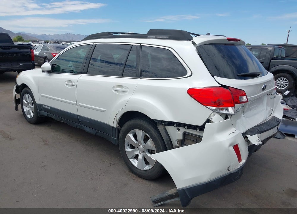 2011 SUBARU OUTBACK 3.6R LIMITED VIN: 4S4BRDKC8B2404485