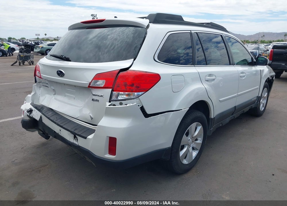 2011 SUBARU OUTBACK 3.6R LIMITED VIN: 4S4BRDKC8B2404485