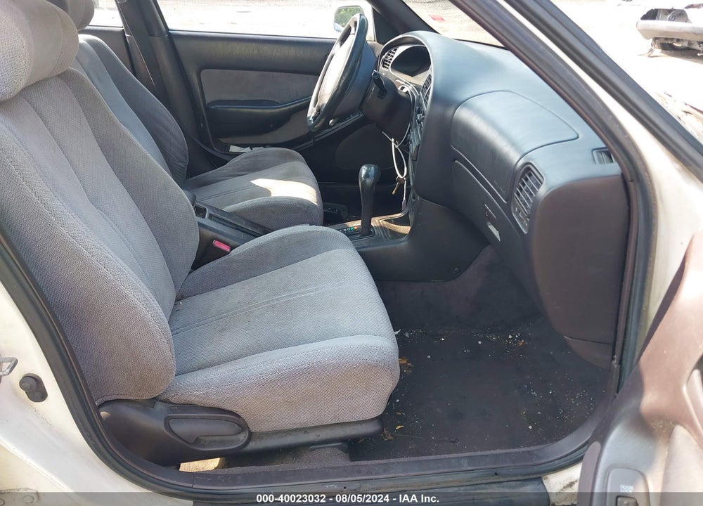 1994 TOYOTA CAMRY LE VIN: JT2SK12E4R0223472