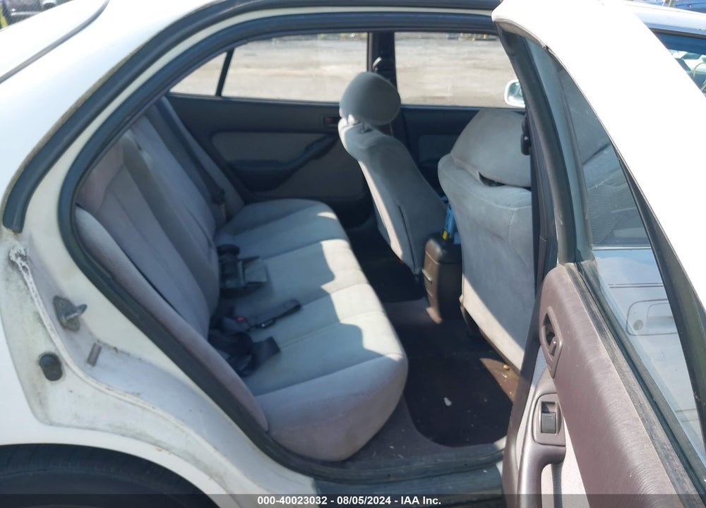 1994 TOYOTA CAMRY LE VIN: JT2SK12E4R0223472
