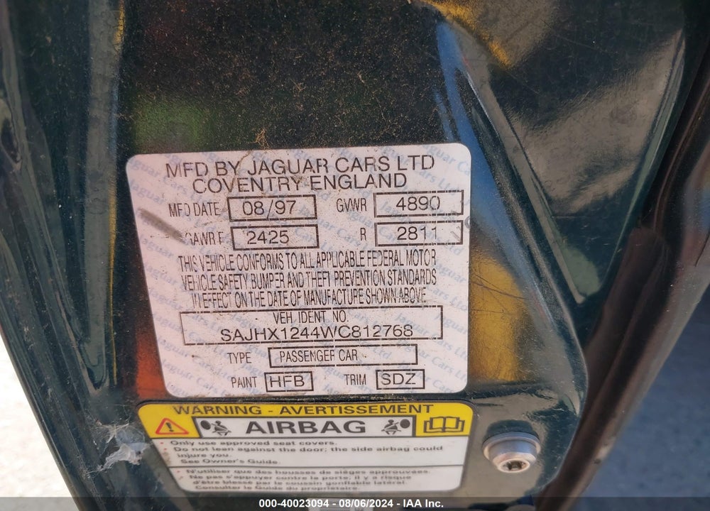 1998 JAGUAR XJ8 VIN: SAJHX1244WC812768