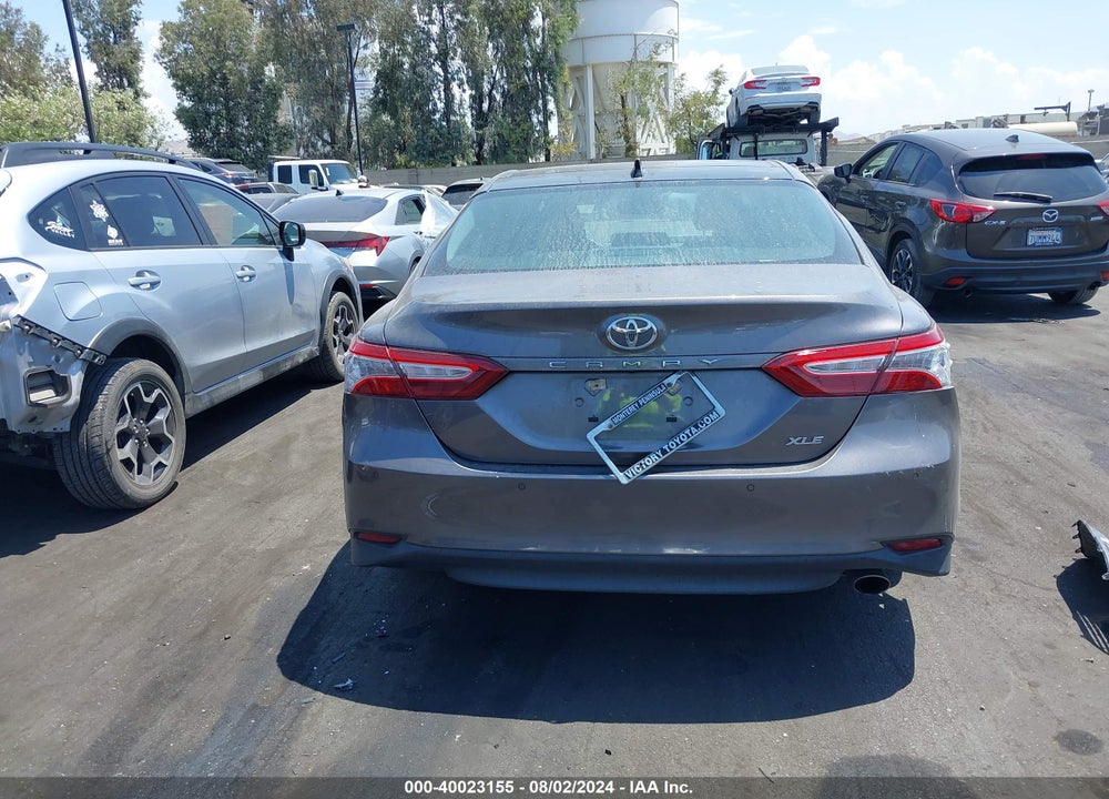 2020 TOYOTA CAMRY XLE VIN: 4T1F11AK5LU888847