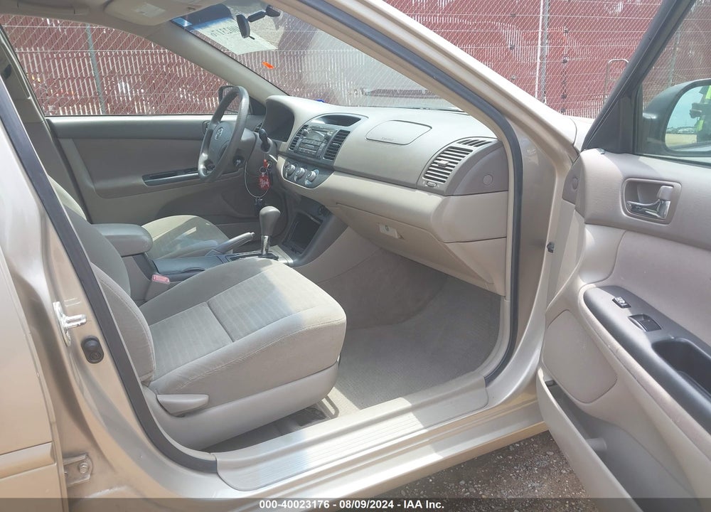 2005 TOYOTA CAMRY STD/ VIN: 4T1BE32K15U036401