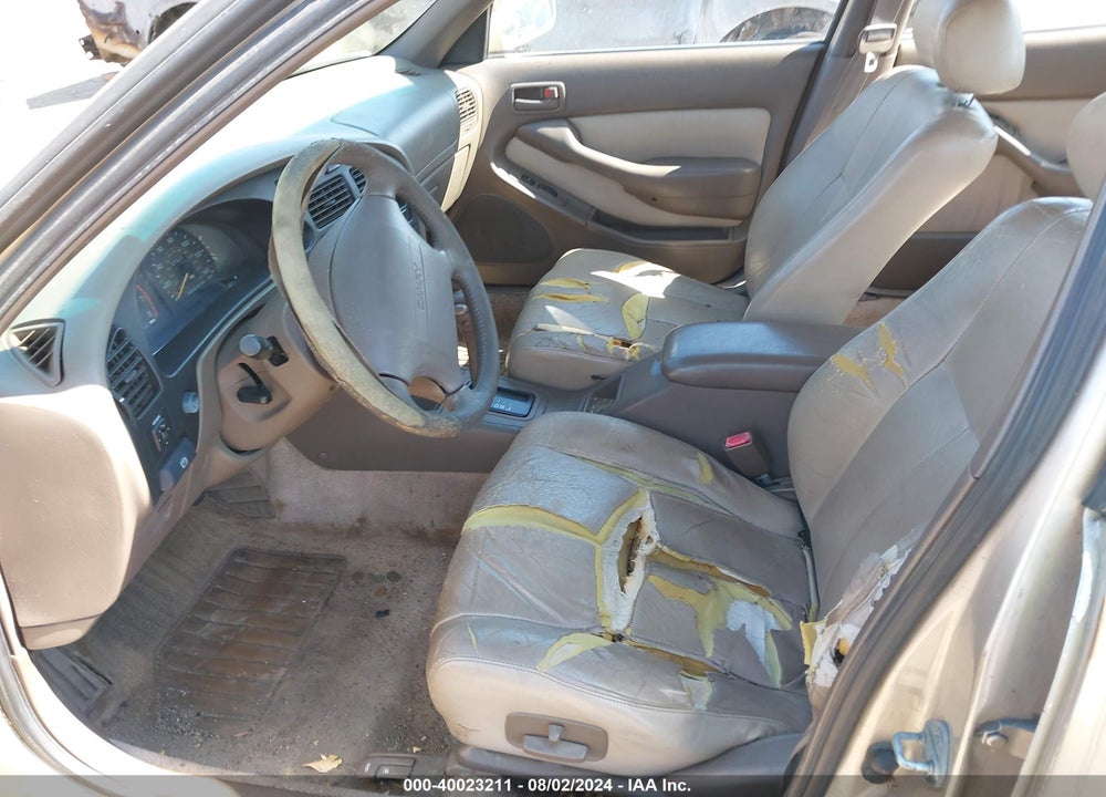1996 TOYOTA CAMRY VIN: JT2BF12K3T0151049