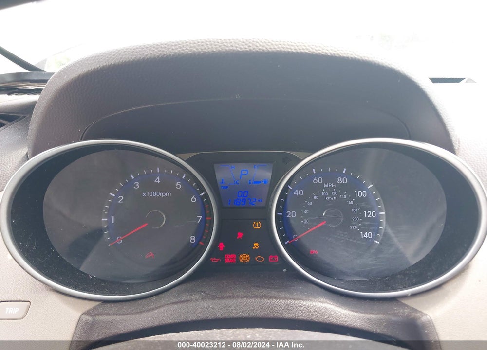 2011 HYUNDAI TUCSON GLS VIN: KM8JU3AC8BU147077