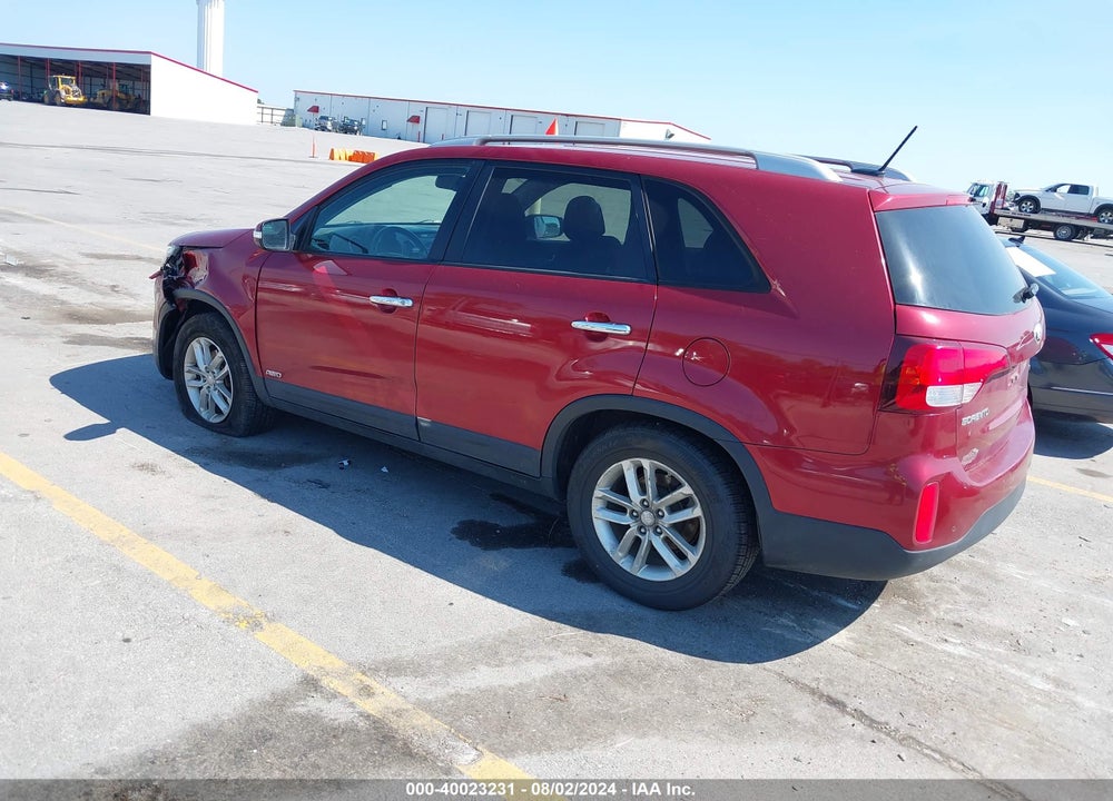 2014 KIA SORENTO LX VIN: 5XYKTCA64EG549593