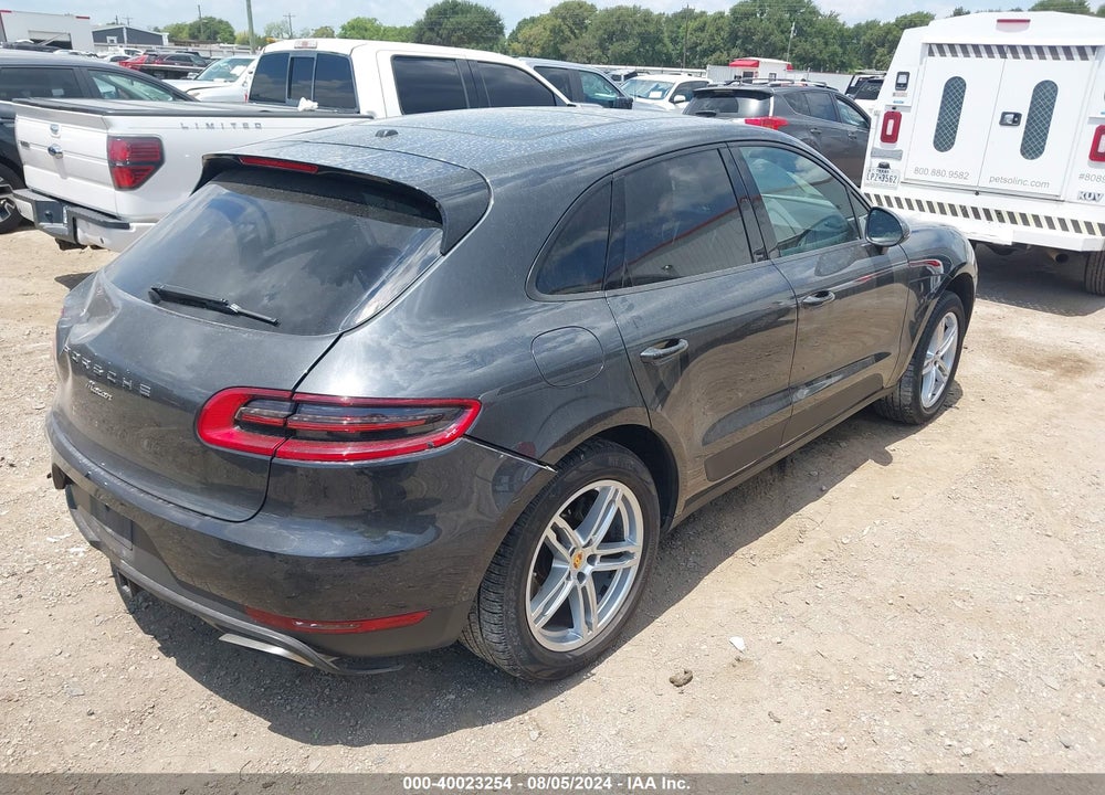 2018 PORSCHE MACAN VIN: WP1AA2A50JLB07913