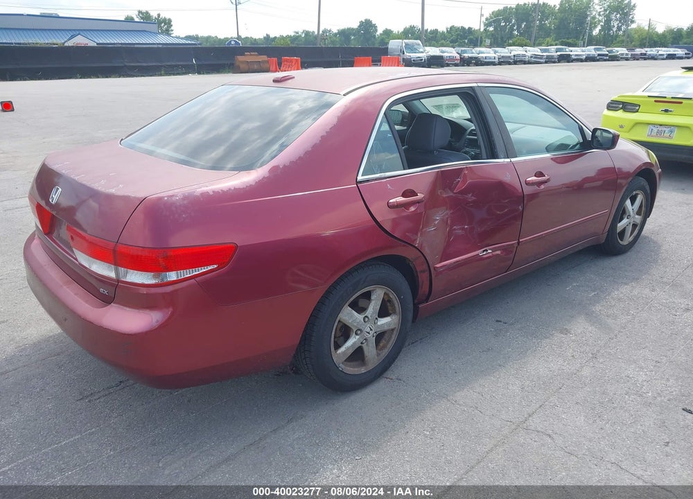 2004 HONDA ACCORD 2.4 EX VIN: 1HGCM56824A095805