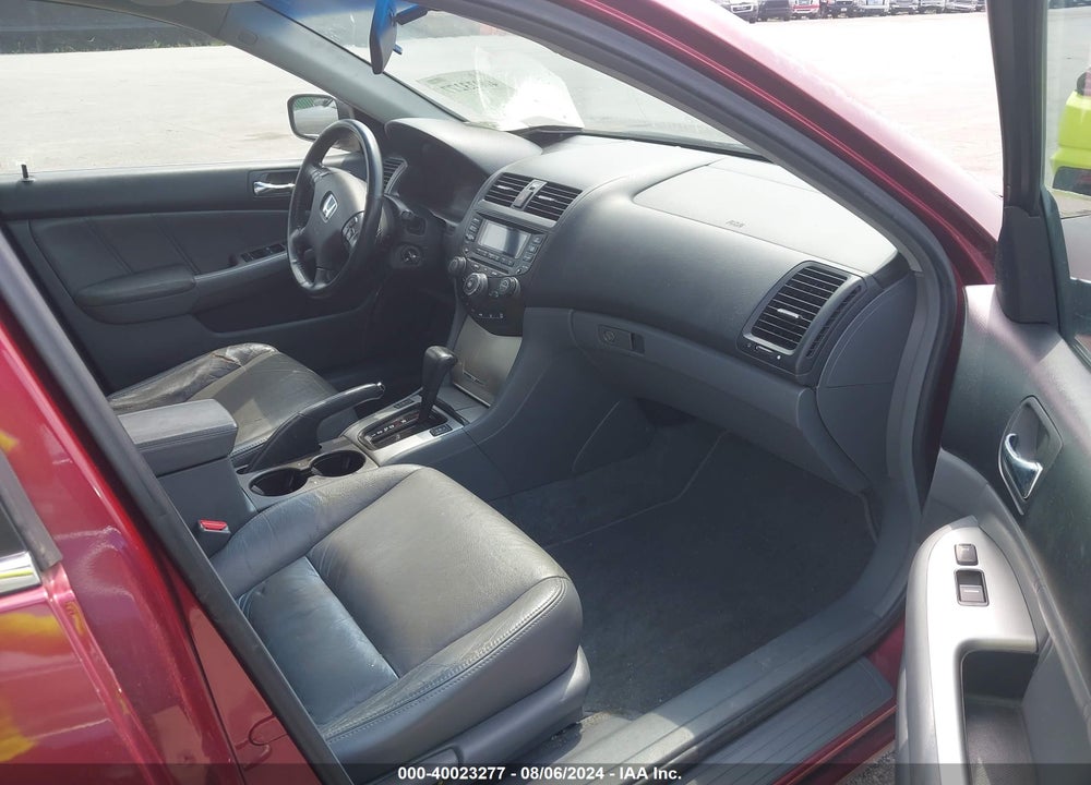 2004 HONDA ACCORD 2.4 EX VIN: 1HGCM56824A095805