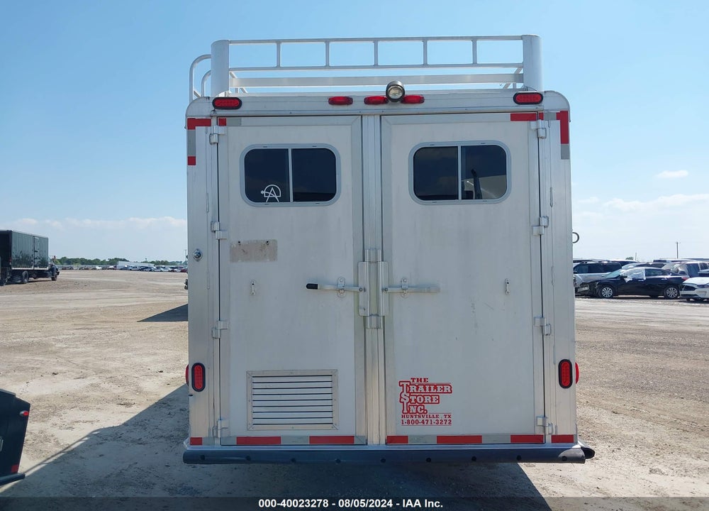 2002 ELIT 3 HORSE GO VIN: 1E9WG312620175380