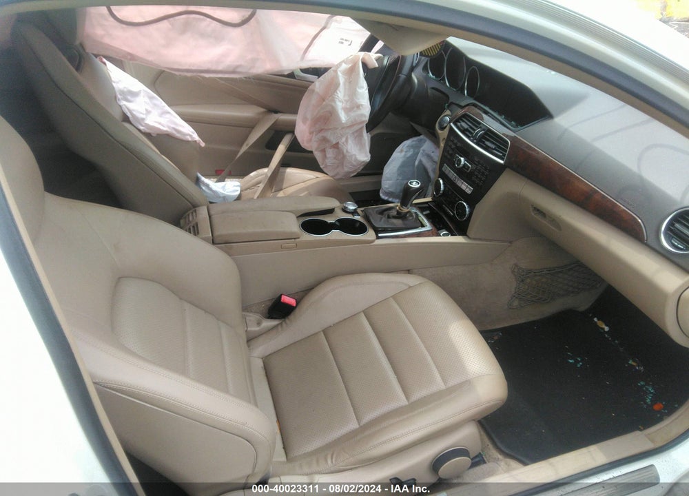 2013 MERCEDES-BENZ C 350 SPORT 4MATIC VIN: WDDGJ8JB9DG108775