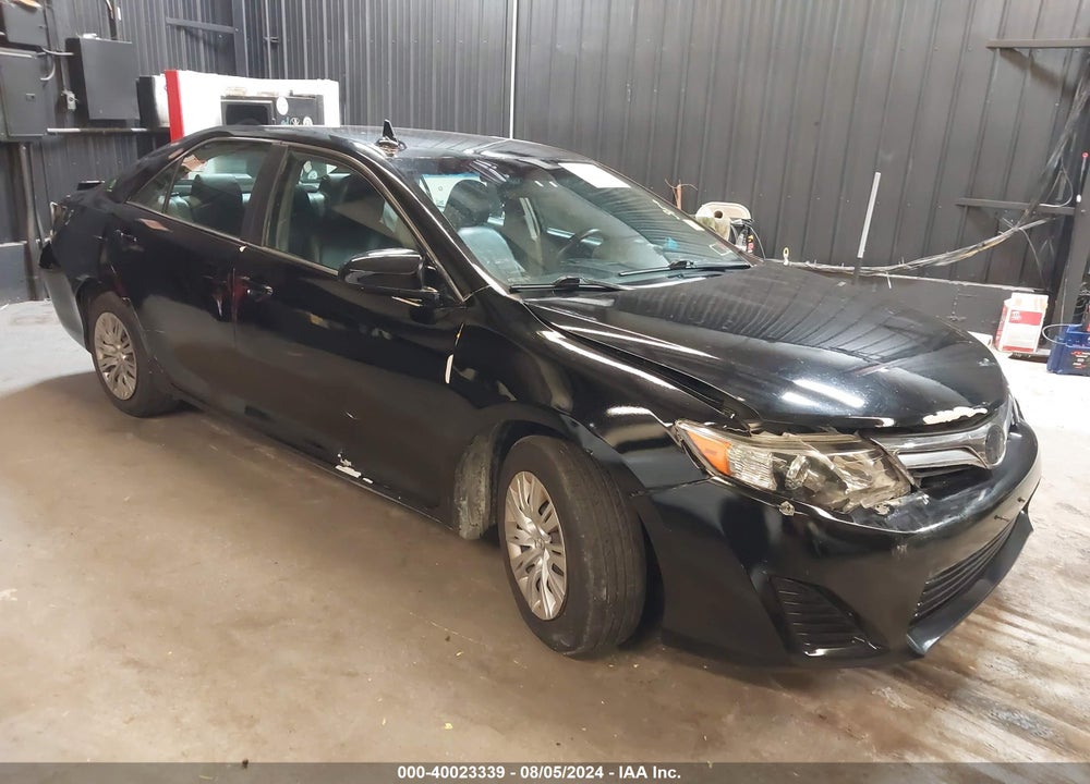 2014 TOYOTA CAMRY HYBRID LE VIN: 4T1BD1FK3EU131589