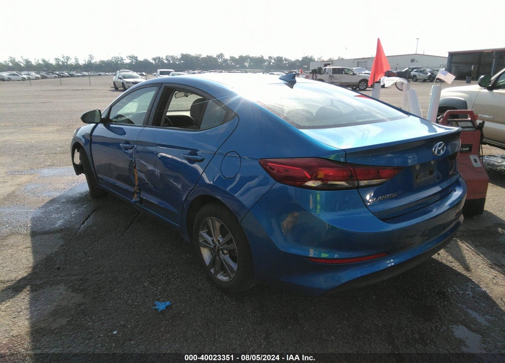 2018 HYUNDAI ELANTRA SEL VIN: 5NPD84LF2JH310785