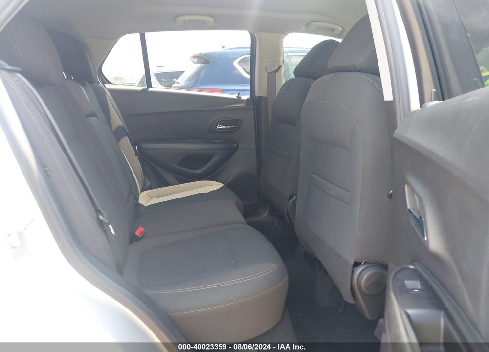 2022 CHEVROLET TRAX FWD LS VIN: KL7CJKSM3NB523169