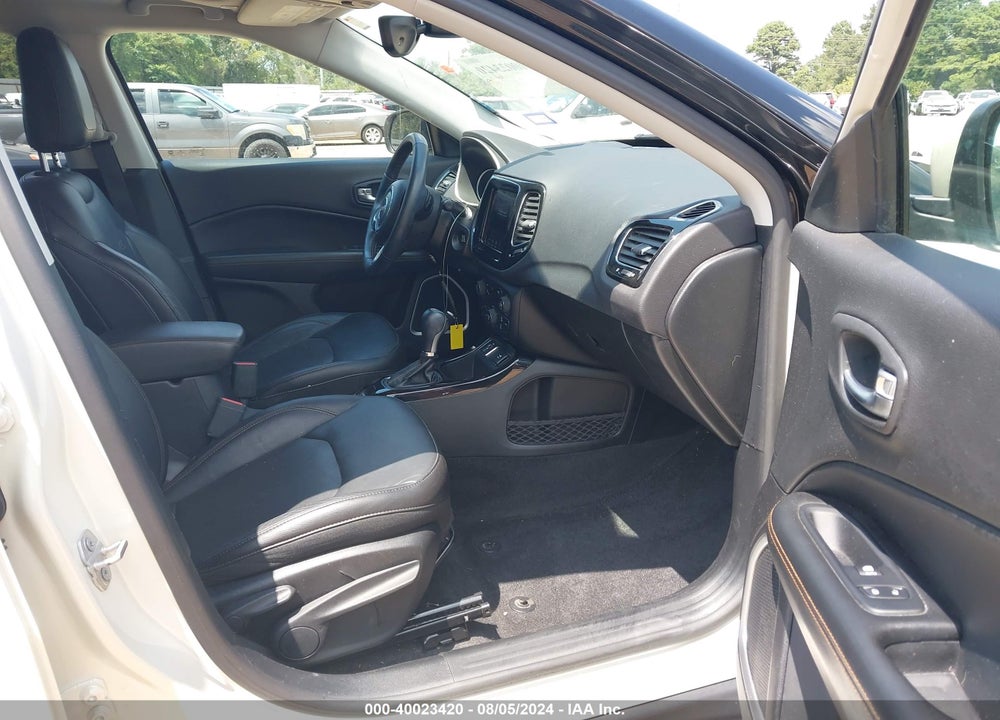 2018 JEEP COMPASS LIMITED FWD VIN: 3C4NJCCBXJT181503
