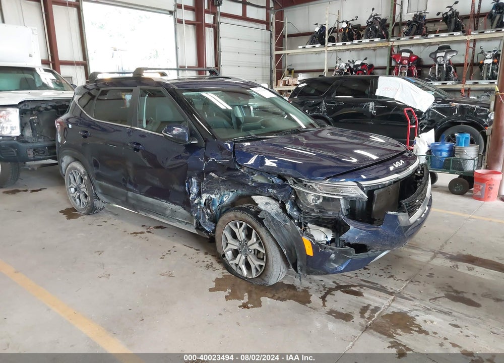 2022 KIA SELTOS EX VIN: KNDERCAA1N7295693