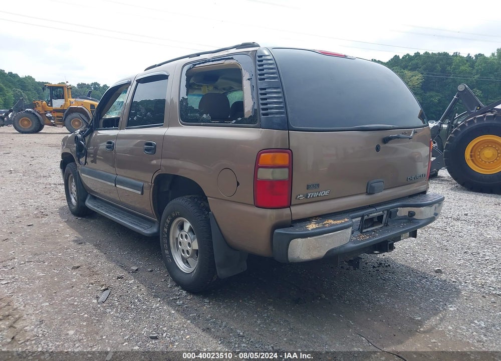 2003 CHEVROLET TAHOE LS VIN: 1GNEC13V33R209184