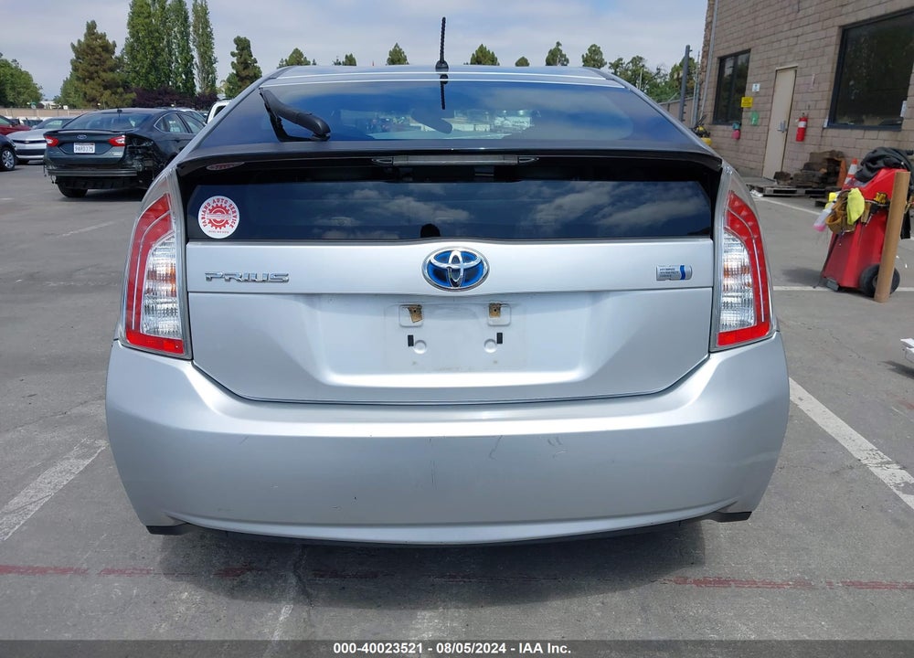 2014 TOYOTA PRIUS VIN: JTDKN3DU2E1747108