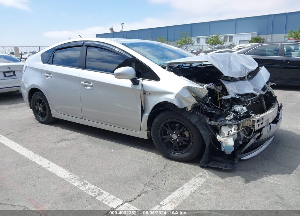 2014 TOYOTA PRIUS VIN: JTDKN3DU2E1747108