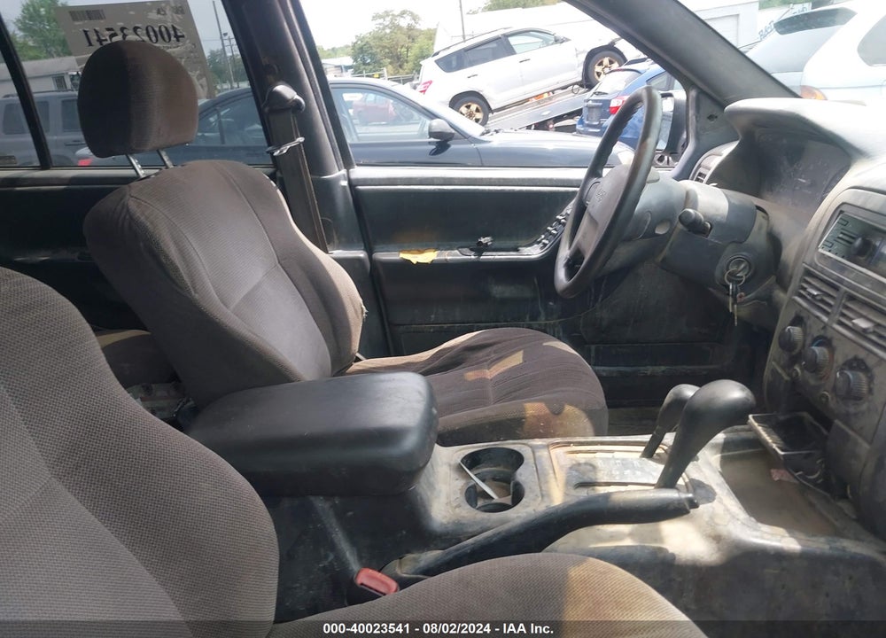 1999 JEEP GRAND CHEROKEE LAREDO VIN: 1J4GW58S0XC535056