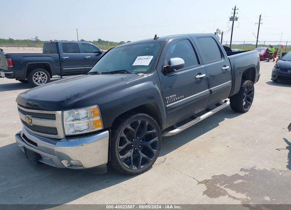 2013 CHEVROLET SILVERADO 1500 LT VIN: 3GCPCSE05DG333676