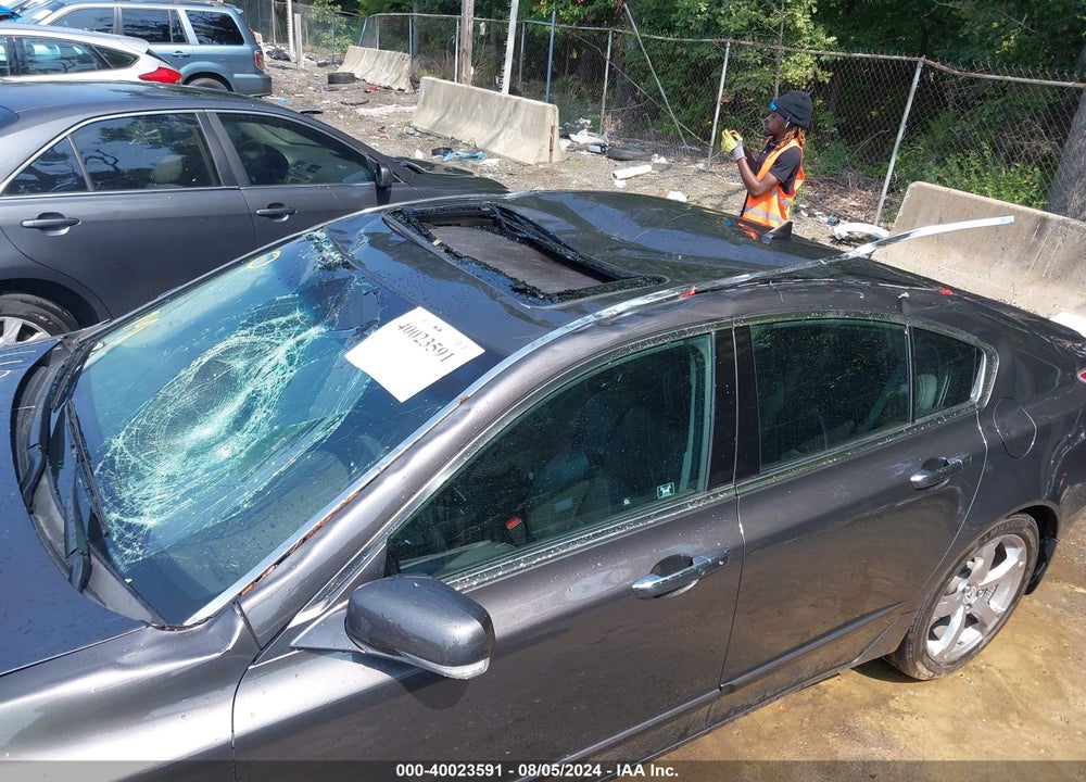 2010 ACURA TL 3.7 VIN: 19UUA9F51AA002925