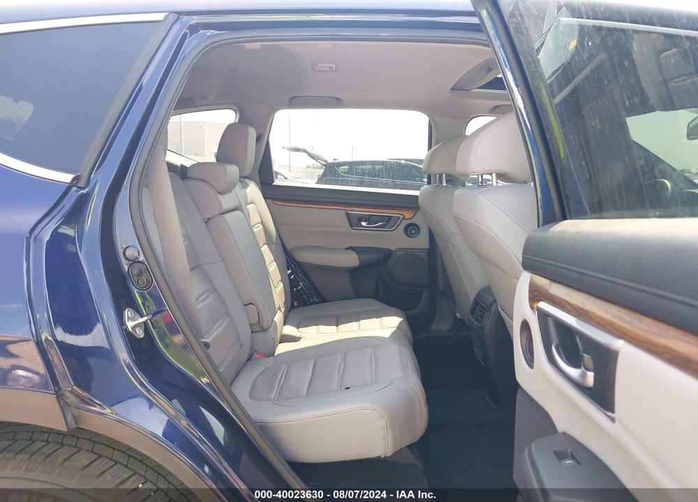 2018 HONDA CR-V VIN: 7FARW1H80JE013425