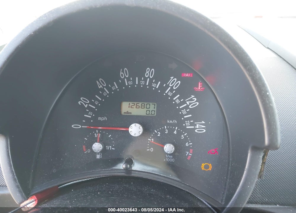 2001 VOLKSWAGEN NEW BEETLE GL VIN: 3VWBT21C31M403129