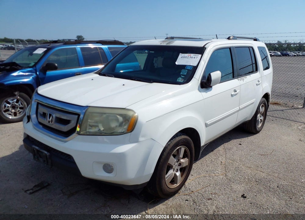 2011 HONDA PILOT EX-L VIN: 5FNYF3H5XBB016861