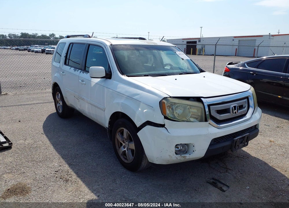 2011 HONDA PILOT EX-L VIN: 5FNYF3H5XBB016861